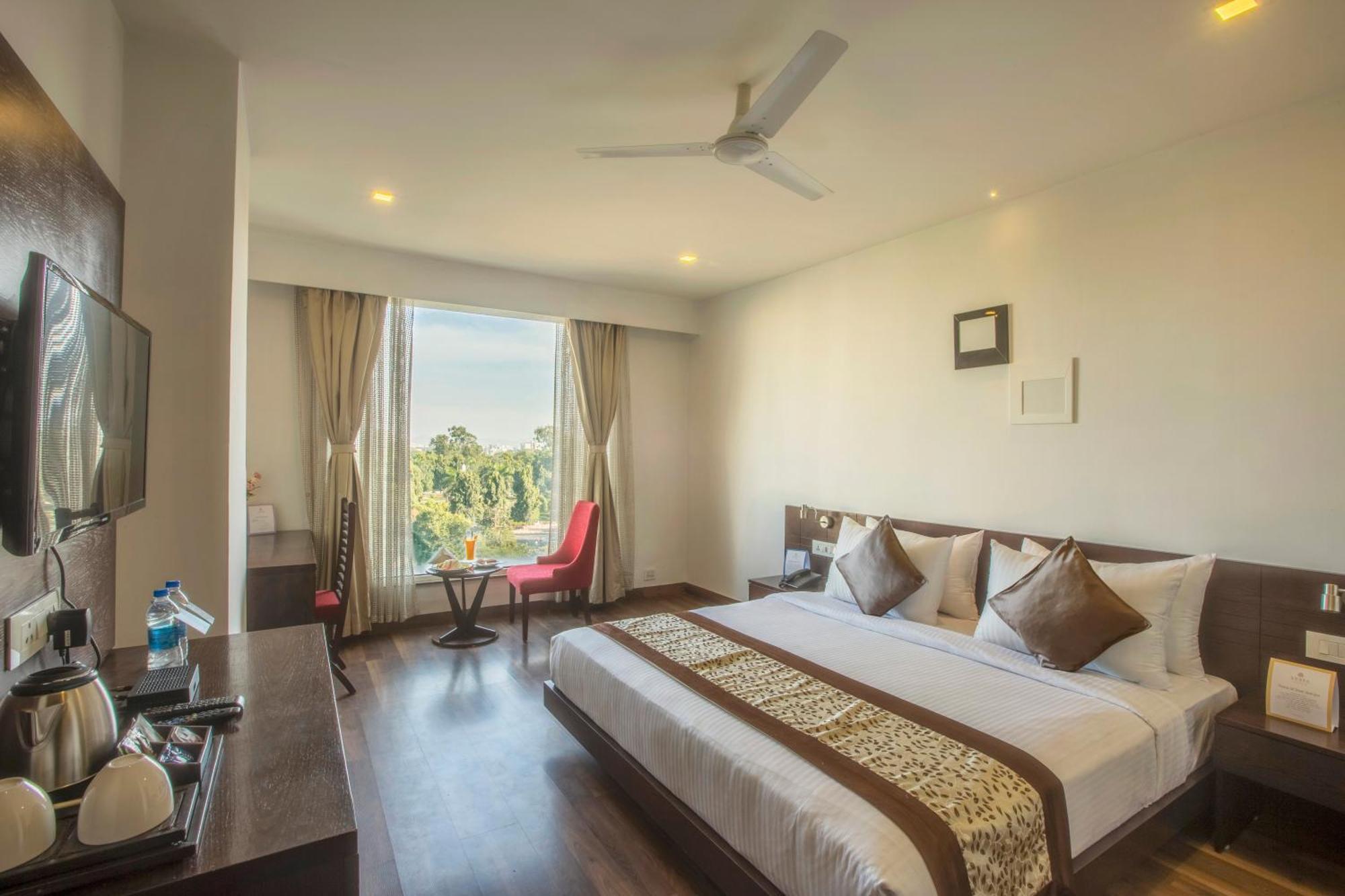 Vesta Grand Central Udaipur Exterior foto